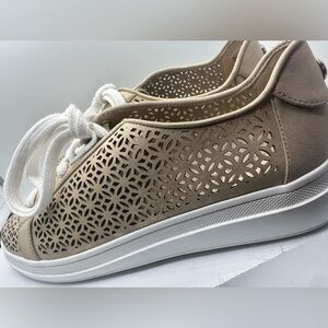Anne Klein Sneakers